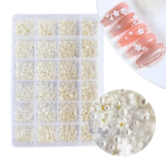 Estuche de Florecitas 3D blancas y beige, con perlas y balines dorados